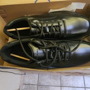 Rockport Men's Black Men's Eureka Walking Leather Shoes Size 12 NIB